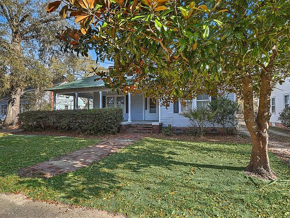 3rd image of 427 Carn St