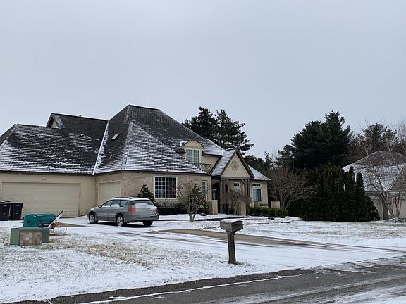 3rd image of 3035 Jamesway Ave