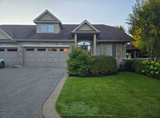 10 Reddington Dr #6, Caledon, ON L7E4C3