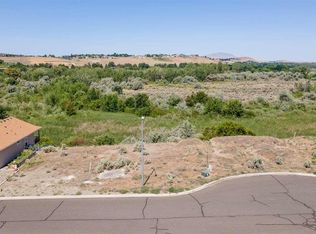 749 Tanglewood Dr, Richland, WA 99352