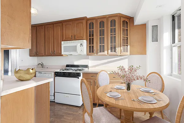 Sold by Compass | media 18