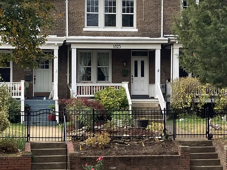 1825 Massachusetts Ave SE — Photo 2