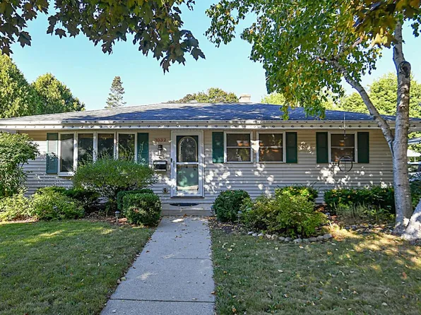 3032 93rd STREET, Sturtevant, WI 53177