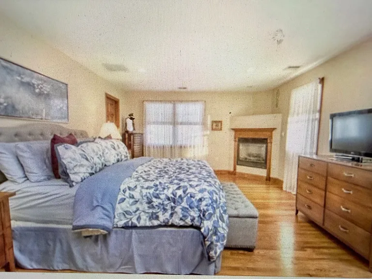 2 Grandview Ave #2 — Photo 14