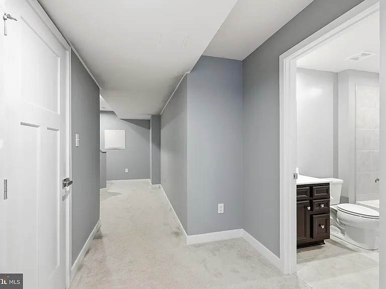 529 Swansea Dr — Photo 14