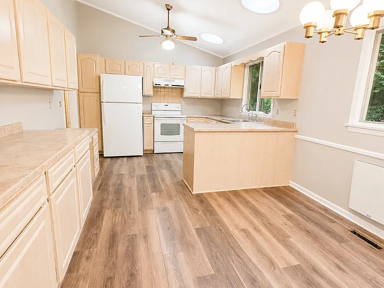 31 Covewood Rd — Photo 8