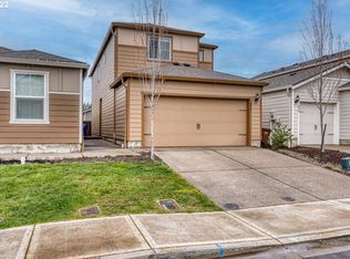 911 S View Dr, Molalla, OR 97038