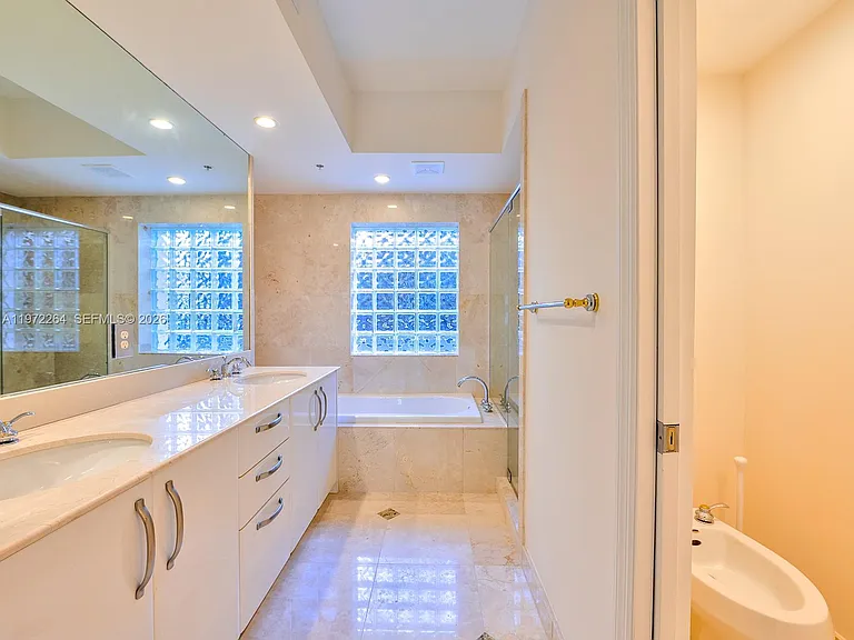 2051 SE 3rd St #Townhouse 11 — Photo 42