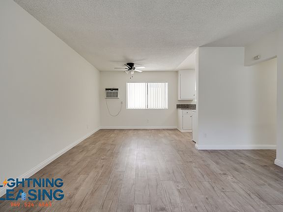 4th image of 5133 Yarmouth Ave #25D