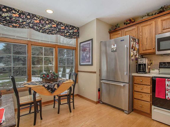 5th image of 846 Clarewood Ct