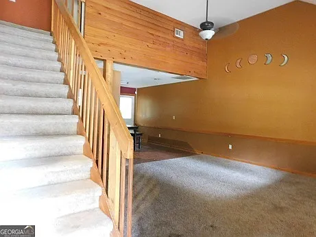 146 Winding Way — Photo 4