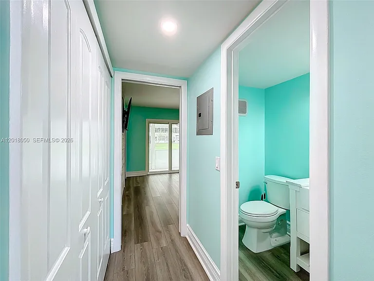 226 Newport Ct #O — Photo 22