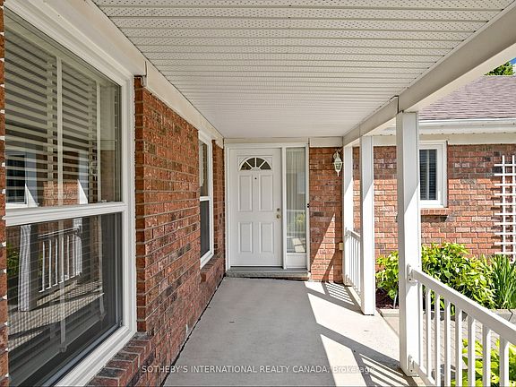 5th image of 3454 Frederick Ave