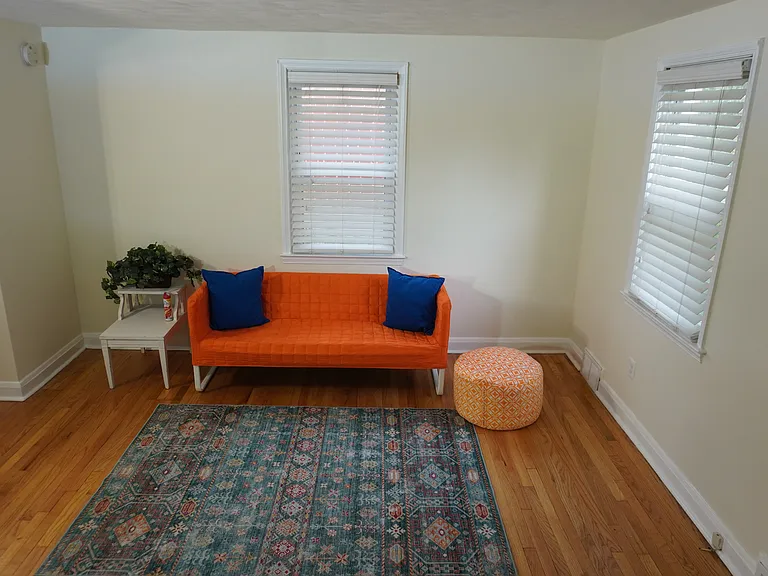1710 Weston Ave — Photo 3