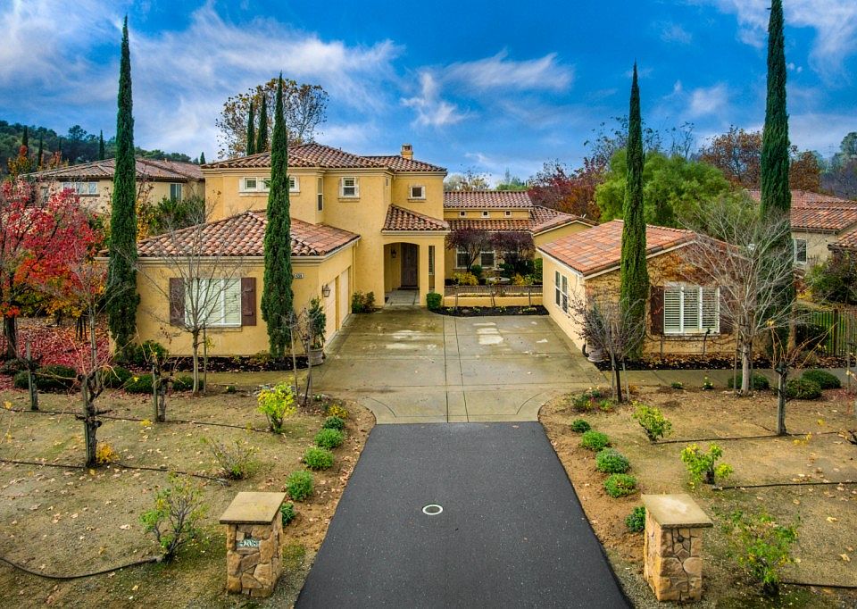 1st image of 4208 Savoie Ct