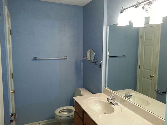 4th image of 6988 Luxor Ln