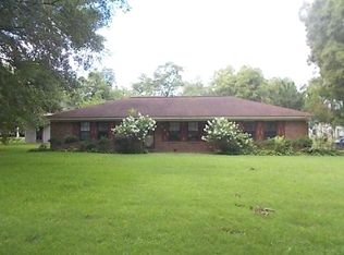 103 Carrollton St, Duck Hill, MS 38925