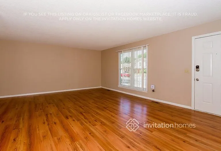 9276 Clermont Dr — Photo 5