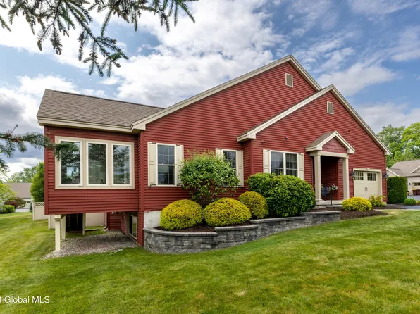 21 Meldon Circle, Queensbury, NY 12804