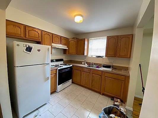3rd image of 20-18 38th St #1