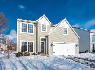 1830 Grassy Knoll Dr, Romeoville, IL 60446