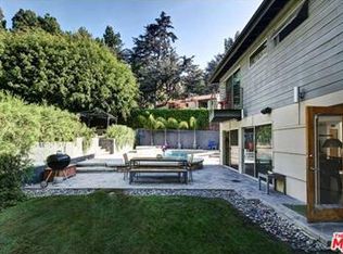 6338 Ivarene Ave, Los Angeles, CA 90068