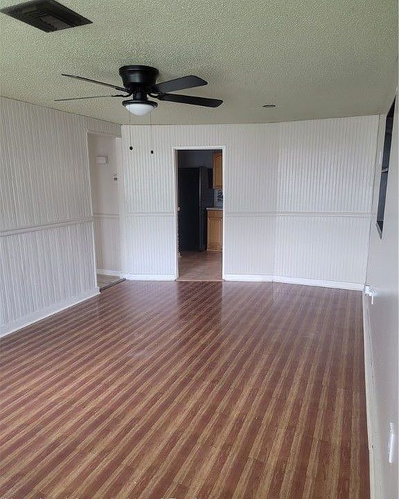 2nd image of 604 Bill Head St
