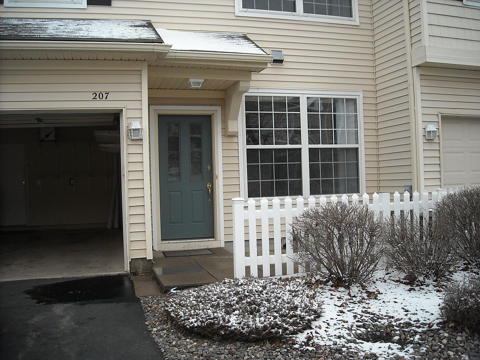 1st image of 13730 54th Ave N APT 207