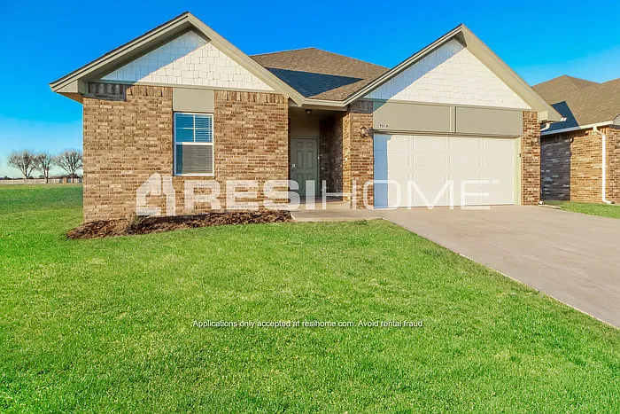 961 Waverly Dr #A — Photo 1
