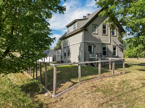 9 Hunt Avenue, Franklin, NH 03235