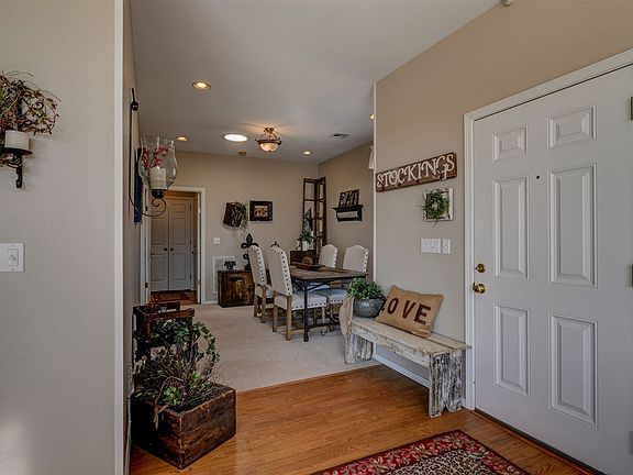5th image of 4603 W Country Club Dr