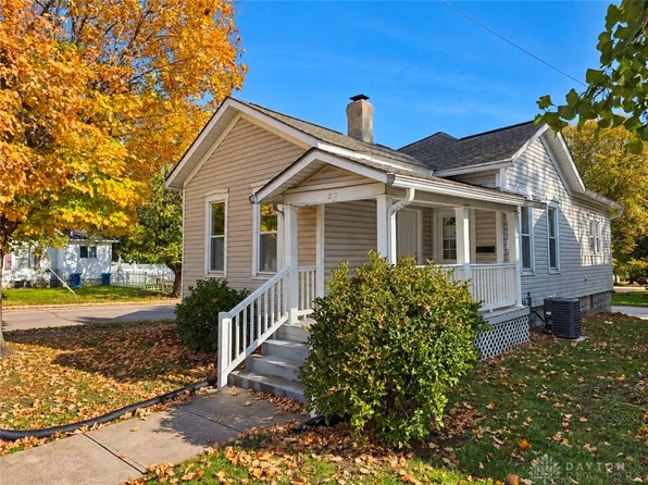 22 N Hyatt St, Tipp City, OH 45371