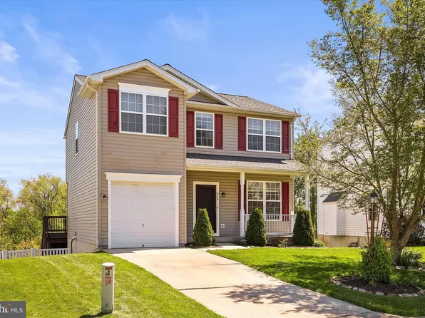 73 Menlena Cir, Hanover, PA 17331