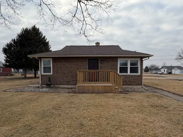 507 Oak Ave, Sterling, IL 61081