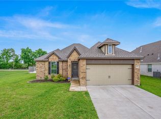 7908 Putter Place Ct, Navasota, TX 77868