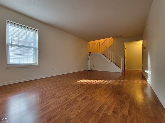 5th image of 6068 Winged Foot Ct