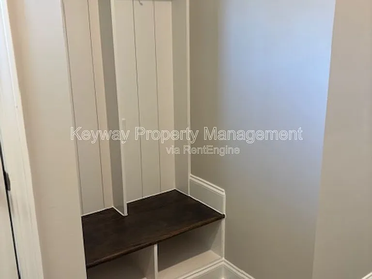 2044 Denmark Ave SE — Photo 5