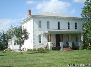 29132 Sweetwater Ave, Greenview, IL 62642