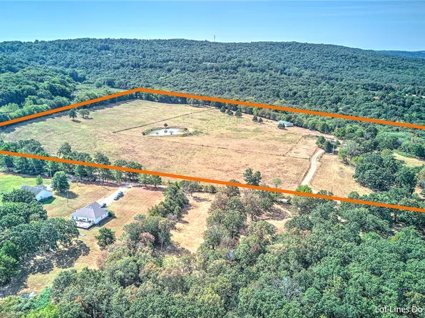 10153 Hogeye Fire Station Rd, Fayetteville, AR 72701