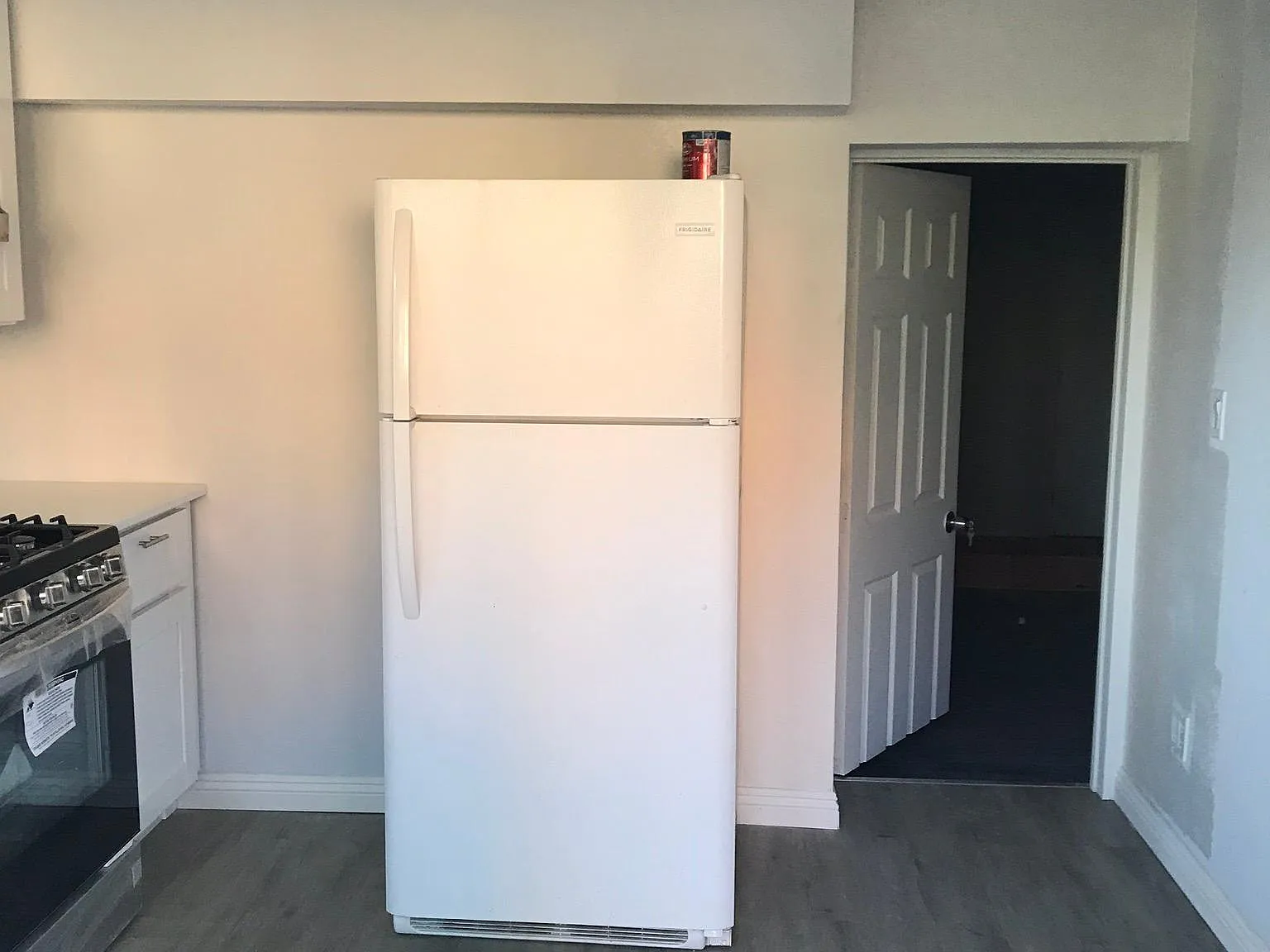 802 E Alvarado St — Photo 3