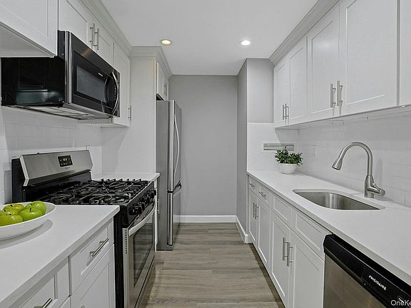 5th image of 1270 North Avenue #1h