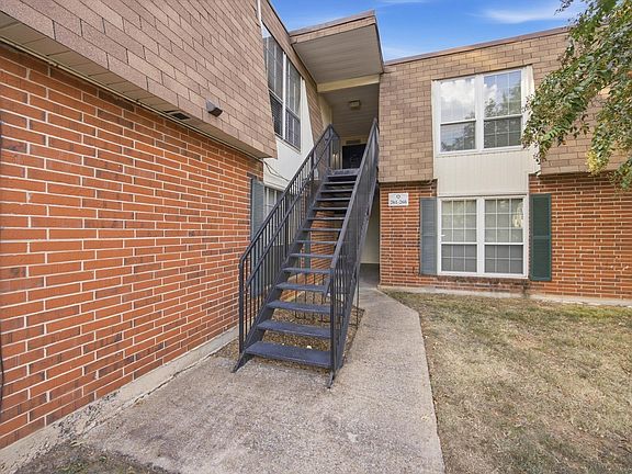 2nd image of 900 Mountain Creek Rd APT Q265