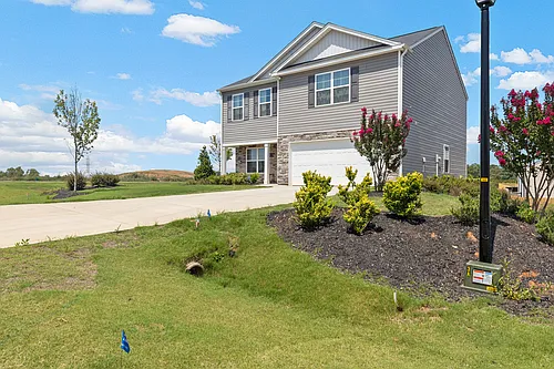 109 W Farm Loop Photo 1