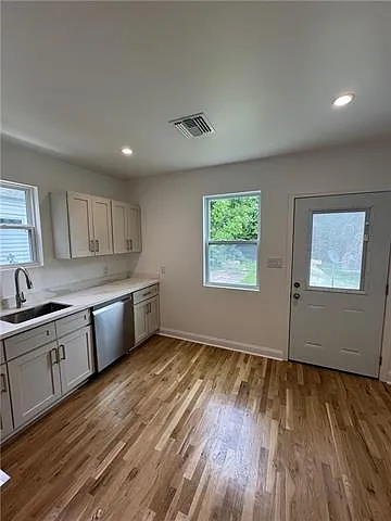 157 Gruner Rd — Photo 8