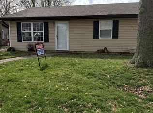 306 Red Bird St APT A, Troy, IL 62294