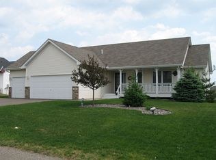 541 Morrison Ave S, Annandale, MN 55302