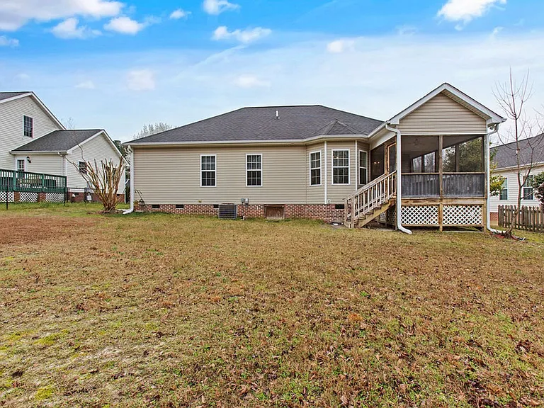 540 Hunter Way — Photo 29