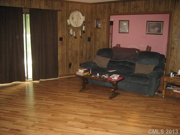 2nd image of 2121 Kingstree Cir