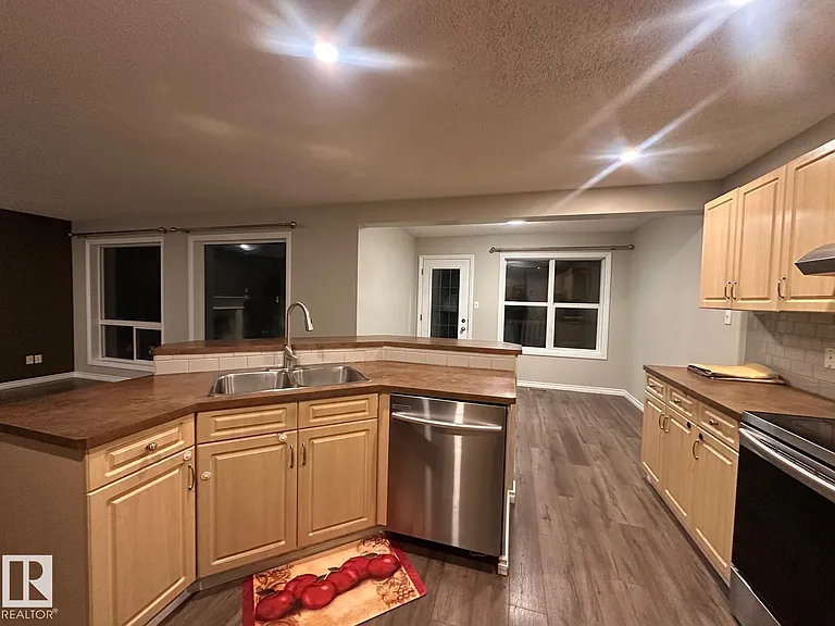 417 86th St SW — Photo 8
