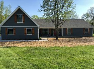 233 Northwoods Dr, Pacific, MO 63069